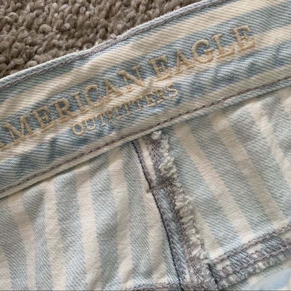 American Eagle Striped High Rise Distressed Tomgirl Jeans - Picture 10 of 10